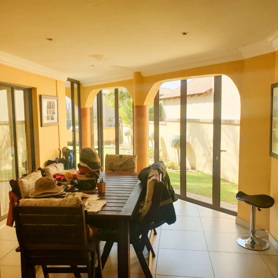 To Let 5 Bedroom Property for Rent in Silver Lakes Gauteng
