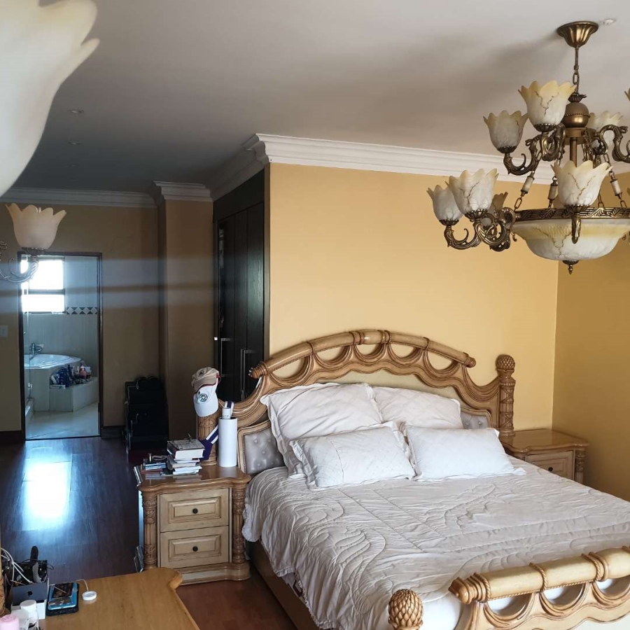 To Let 5 Bedroom Property for Rent in Silver Lakes Gauteng