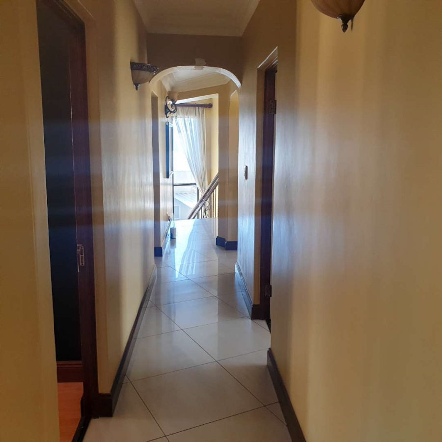 To Let 5 Bedroom Property for Rent in Silver Lakes Gauteng