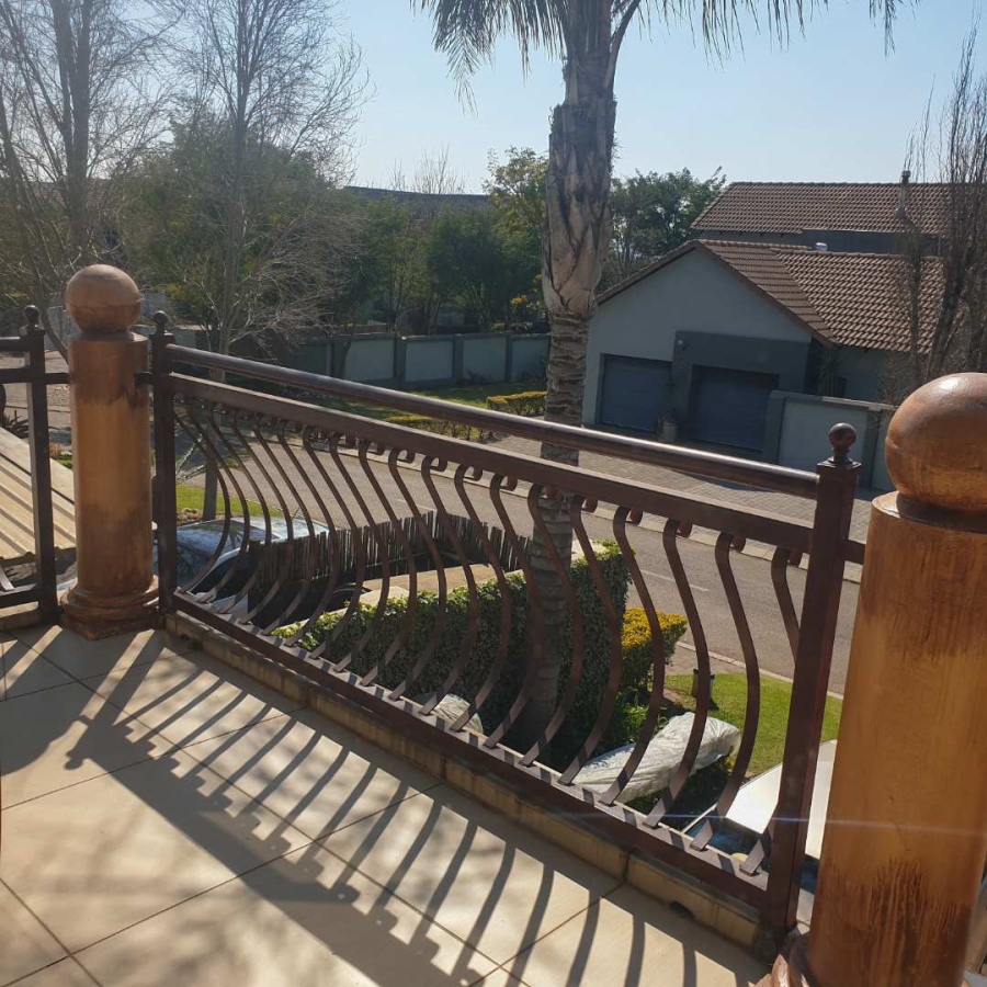 To Let 5 Bedroom Property for Rent in Silver Lakes Gauteng
