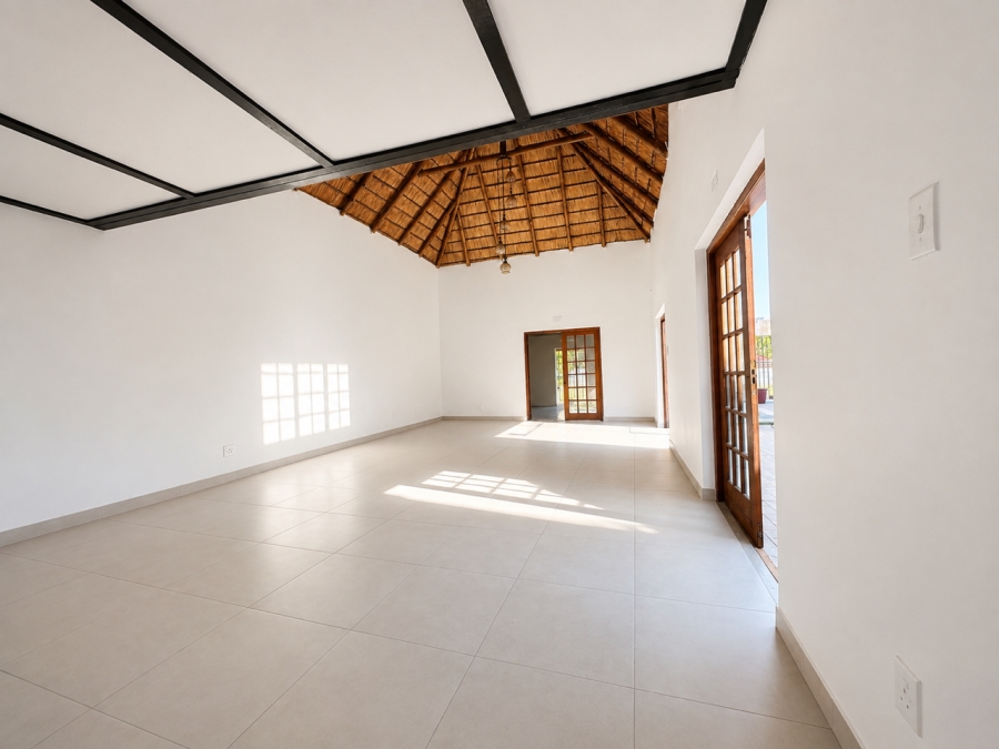 5 Bedroom Property for Sale in Brackenhurst Gauteng