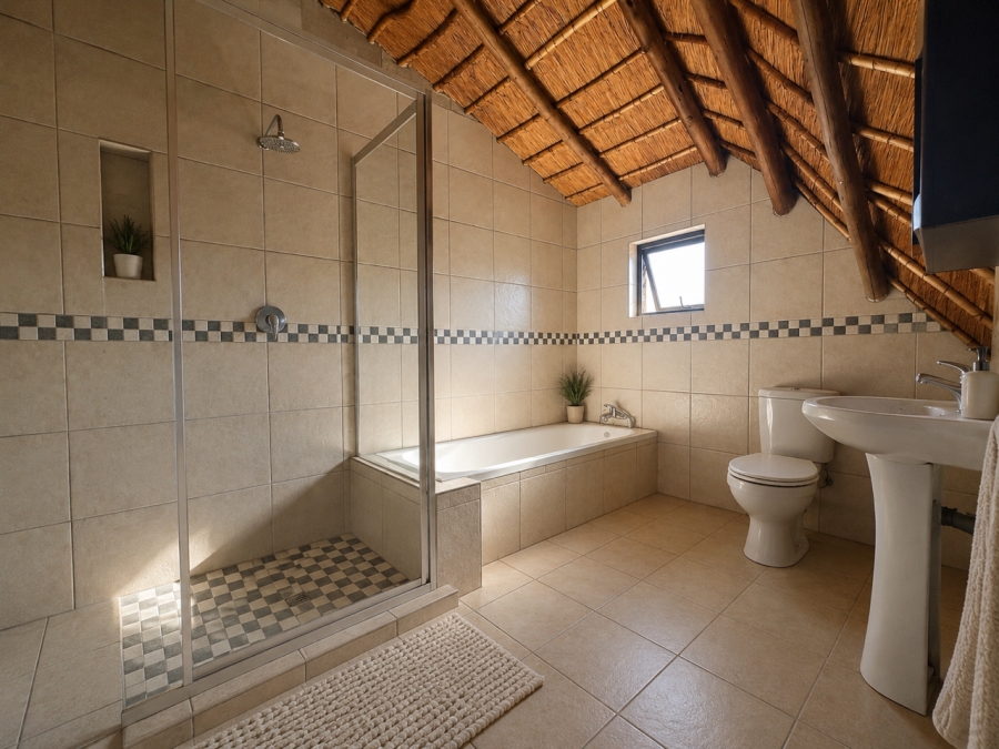 5 Bedroom Property for Sale in Brackenhurst Gauteng