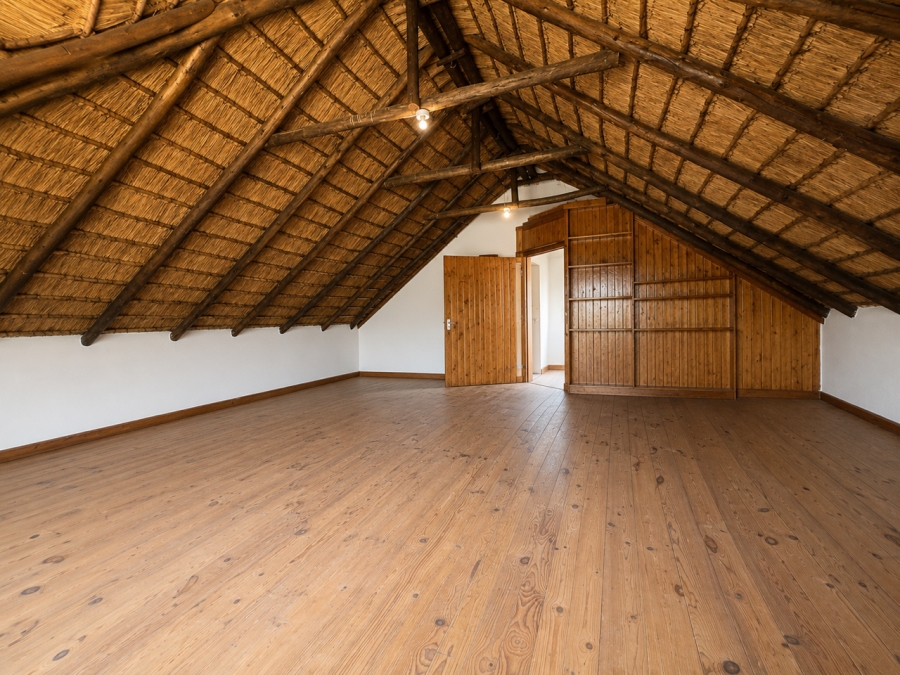 5 Bedroom Property for Sale in Brackenhurst Gauteng