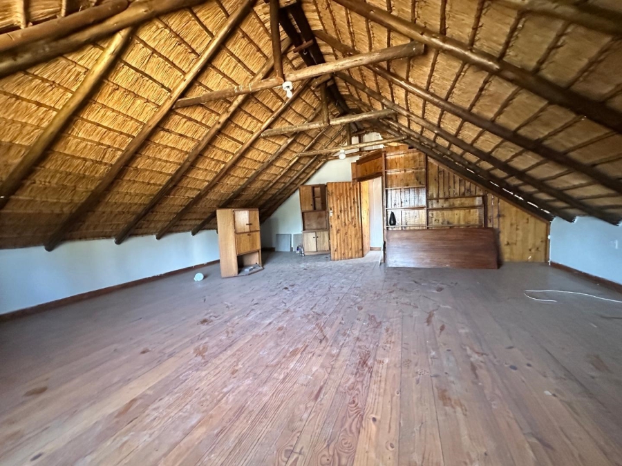 5 Bedroom Property for Sale in Brackenhurst Gauteng