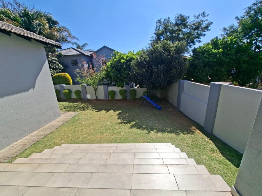 4 Bedroom Property for Sale in Pinehaven Gauteng