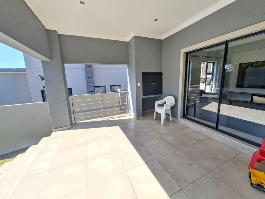 4 Bedroom Property for Sale in Pinehaven Gauteng