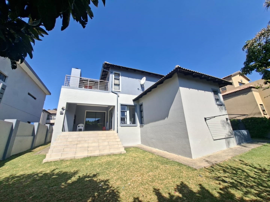 4 Bedroom Property for Sale in Pinehaven Gauteng