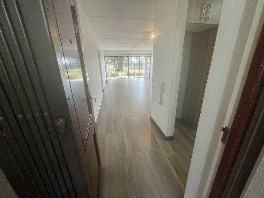 To Let 2 Bedroom Property for Rent in Lonehill Gauteng