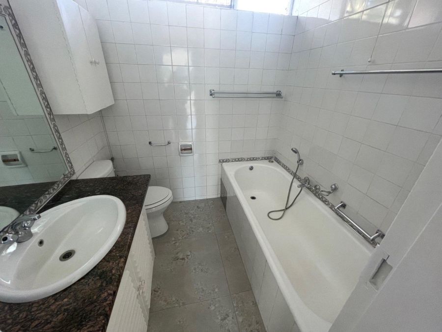 To Let 2 Bedroom Property for Rent in Hyde Park Gauteng