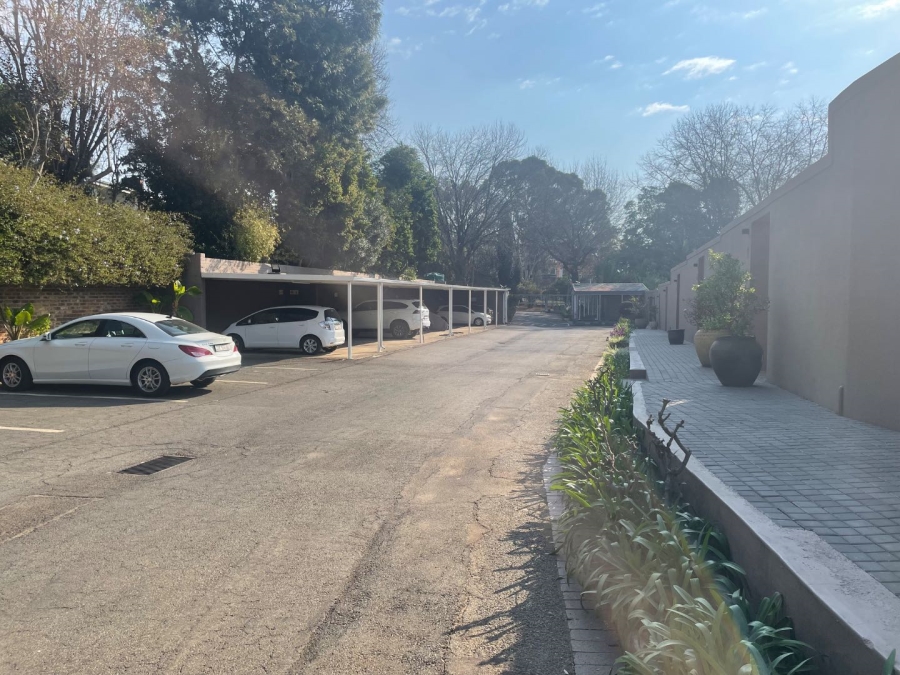 To Let 2 Bedroom Property for Rent in Hyde Park Gauteng