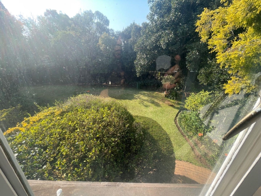 To Let 2 Bedroom Property for Rent in Hyde Park Gauteng