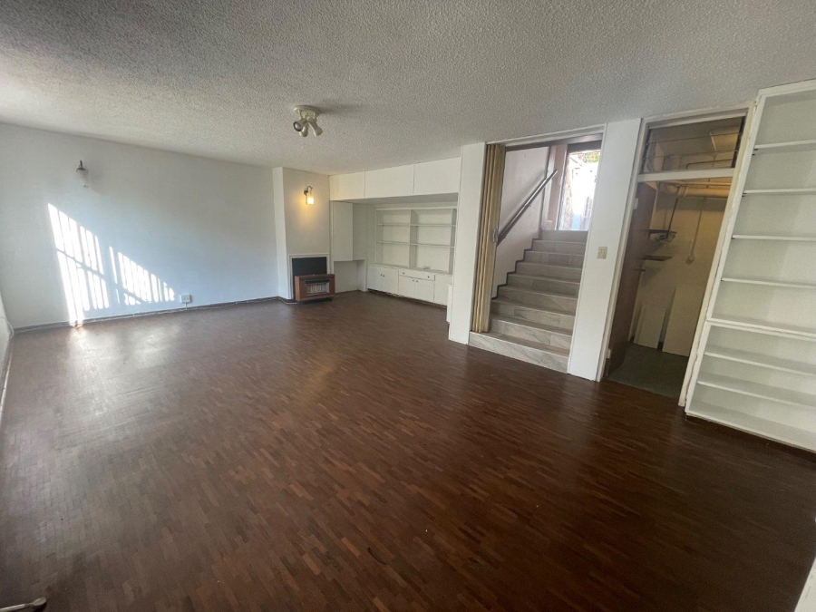 To Let 2 Bedroom Property for Rent in Hyde Park Gauteng