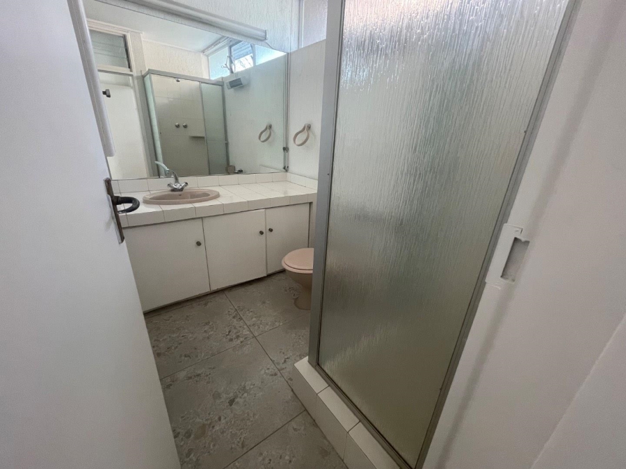 To Let 2 Bedroom Property for Rent in Hyde Park Gauteng