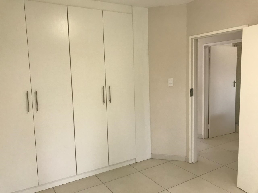 To Let 1 Bedroom Property for Rent in Atholl Gauteng