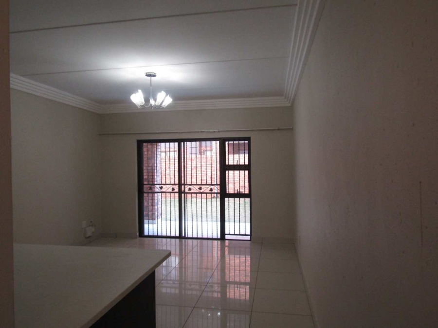 2 Bedroom Property for Sale in Ravenswood Gauteng