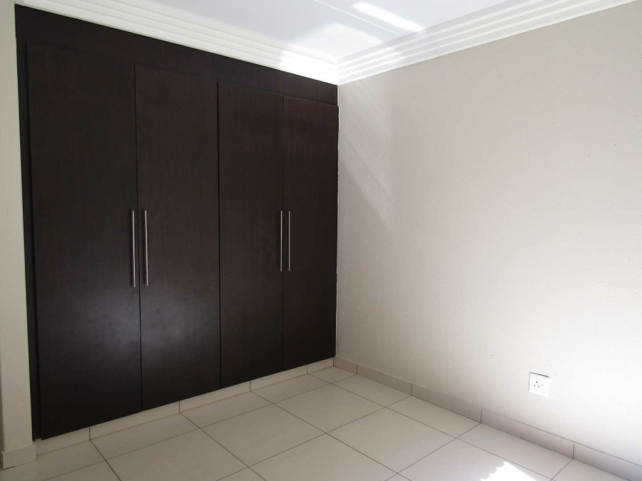 2 Bedroom Property for Sale in Ravenswood Gauteng