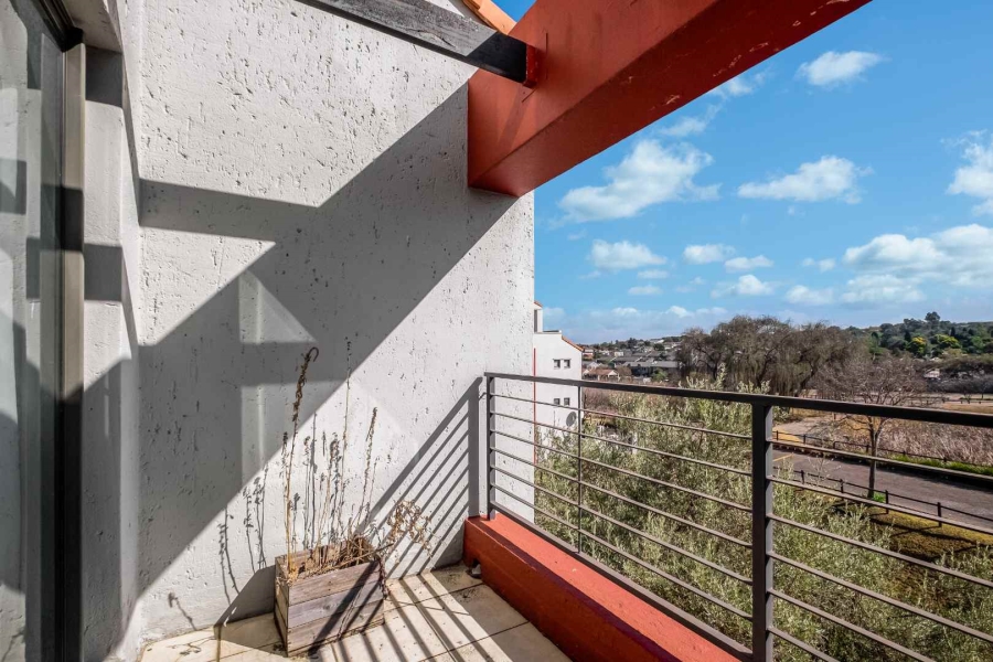 To Let 2 Bedroom Property for Rent in Fourways Gauteng