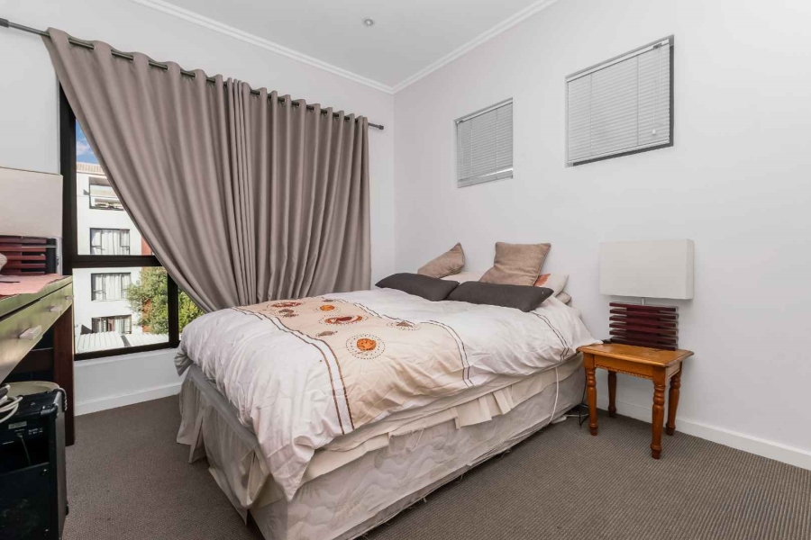 To Let 2 Bedroom Property for Rent in Fourways Gauteng
