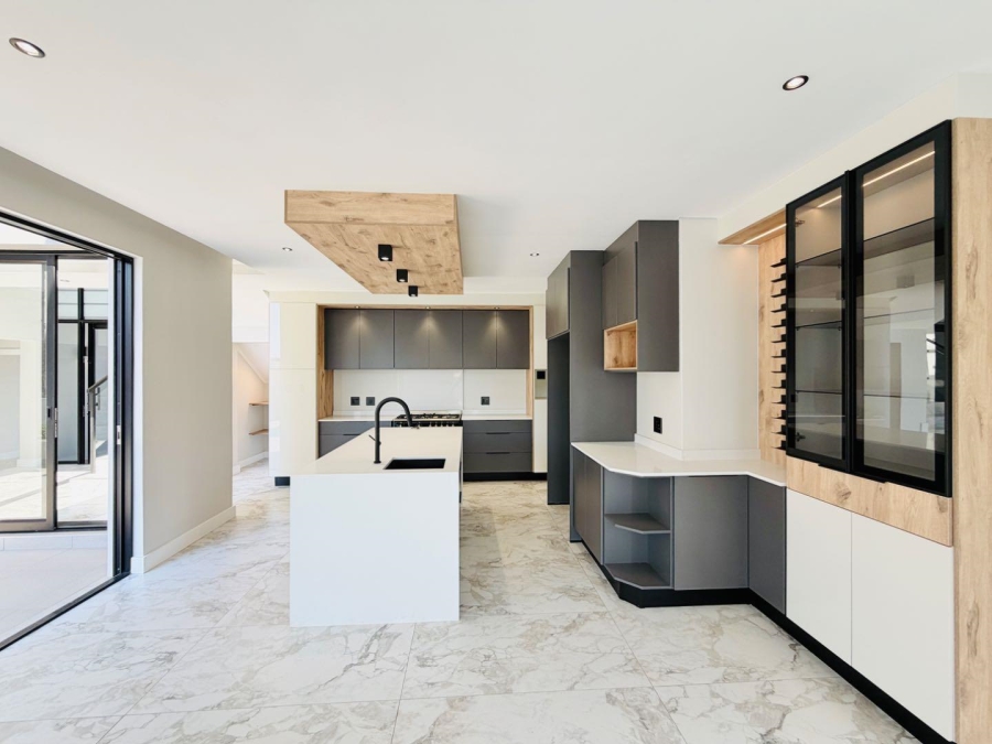 4 Bedroom Property for Sale in Fountainbrook Estate Gauteng