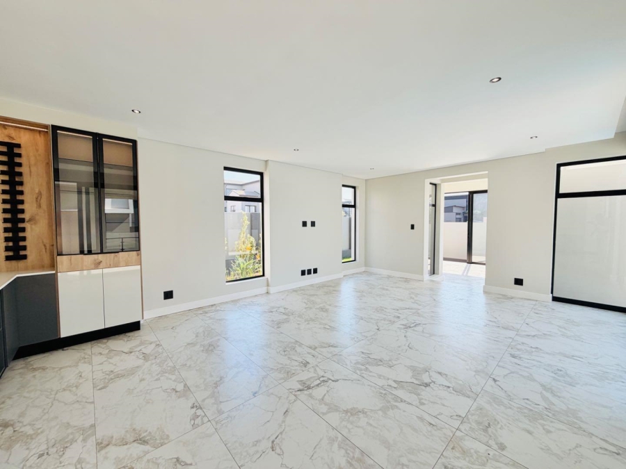 4 Bedroom Property for Sale in Fountainbrook Estate Gauteng