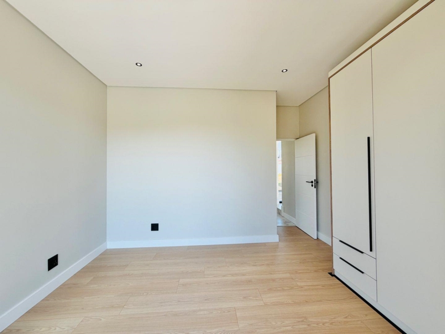 4 Bedroom Property for Sale in Fountainbrook Estate Gauteng