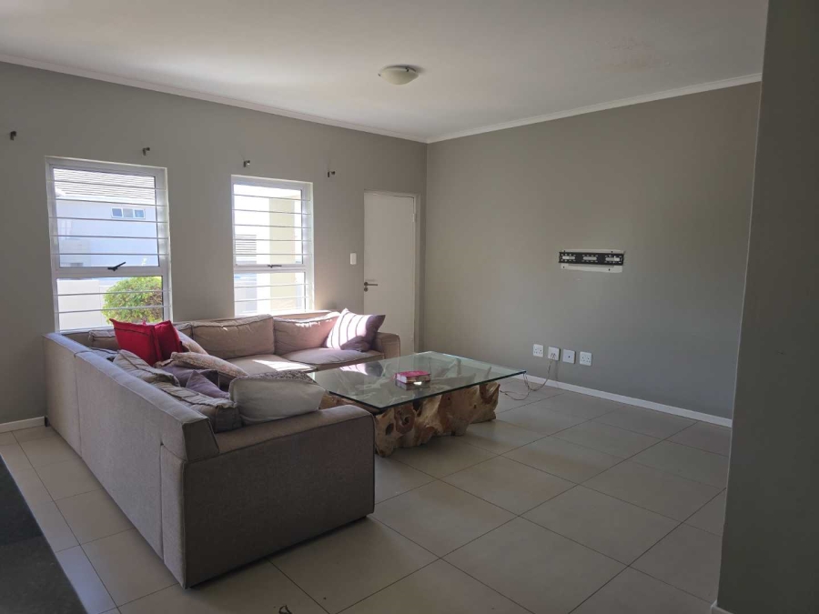 3 Bedroom Property for Sale in Blue Hills Gauteng