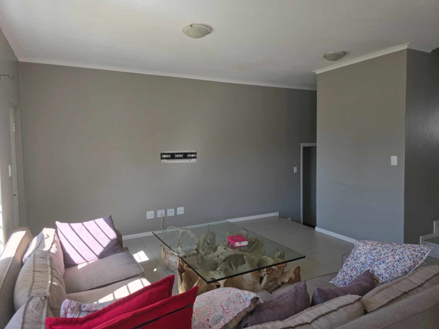 3 Bedroom Property for Sale in Blue Hills Gauteng