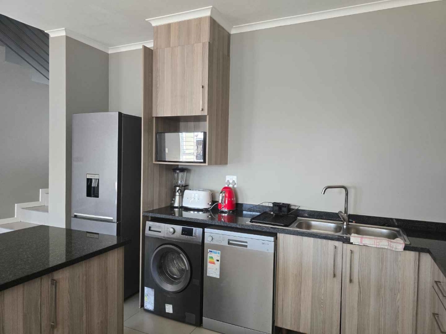 3 Bedroom Property for Sale in Blue Hills Gauteng