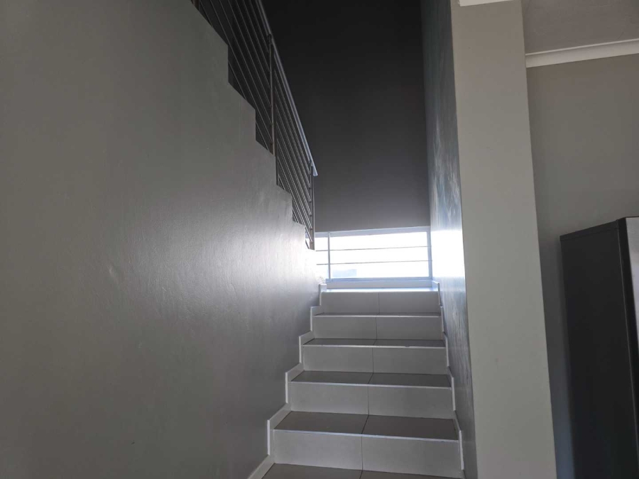3 Bedroom Property for Sale in Blue Hills Gauteng