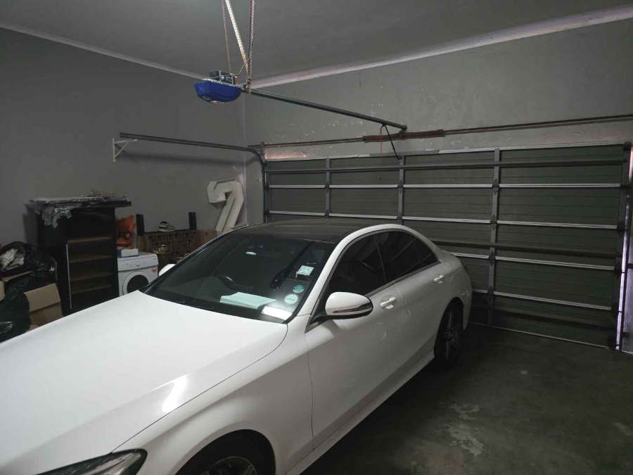 3 Bedroom Property for Sale in Blue Hills Gauteng