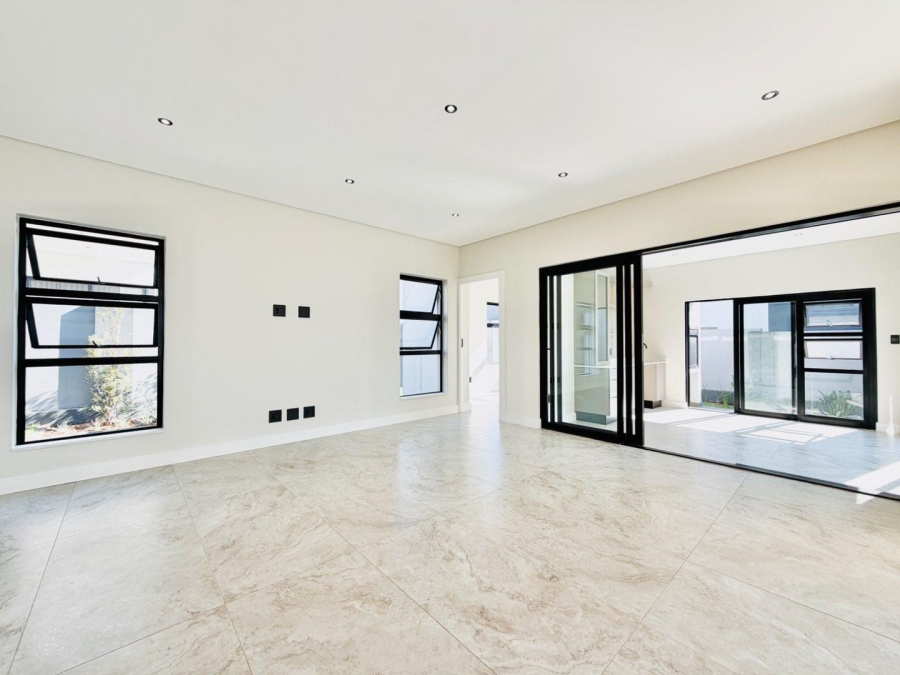 4 Bedroom Property for Sale in Fountainbrook Estate Gauteng