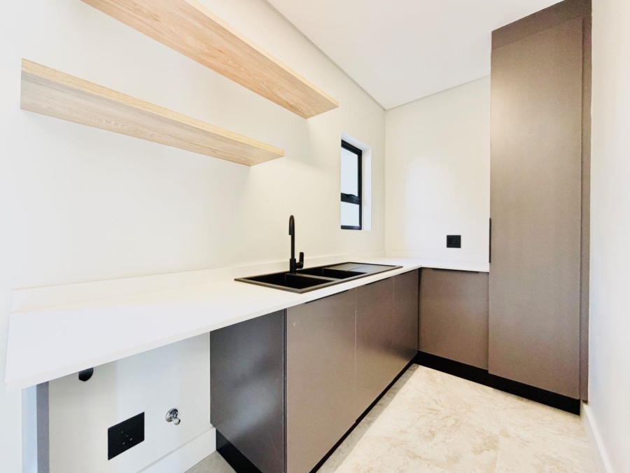 4 Bedroom Property for Sale in Fountainbrook Estate Gauteng