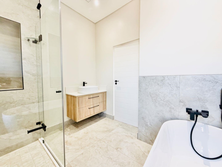 4 Bedroom Property for Sale in Fountainbrook Estate Gauteng