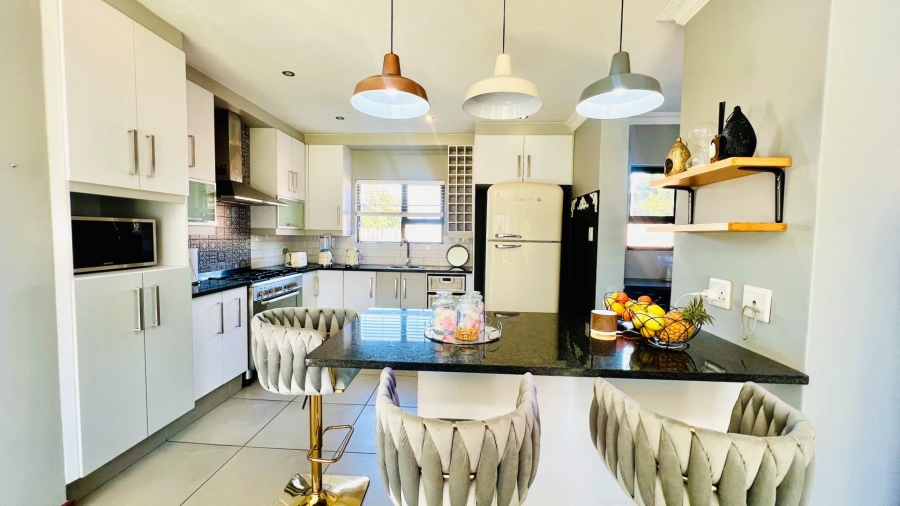 3 Bedroom Property for Sale in Midstream Meadows Gauteng