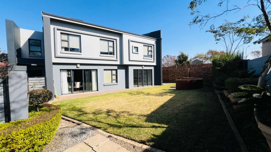 3 Bedroom Property for Sale in Midstream Meadows Gauteng