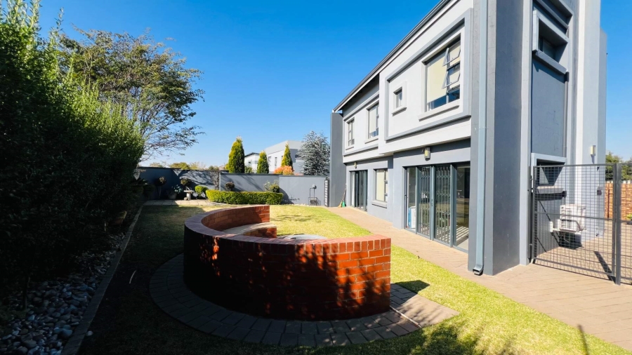 3 Bedroom Property for Sale in Midstream Meadows Gauteng