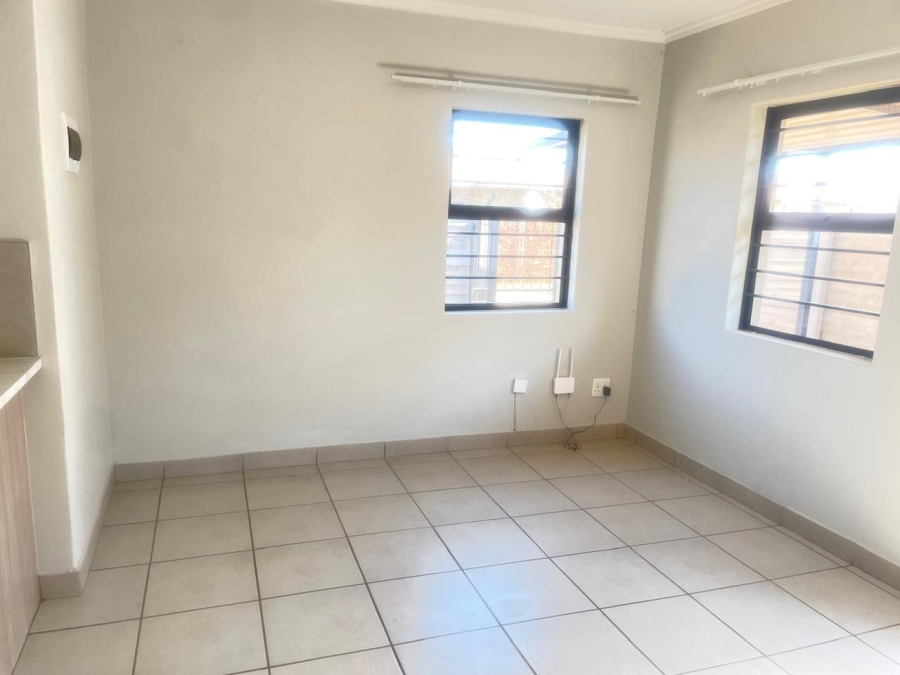3 Bedroom Property for Sale in Protea Glen Gauteng