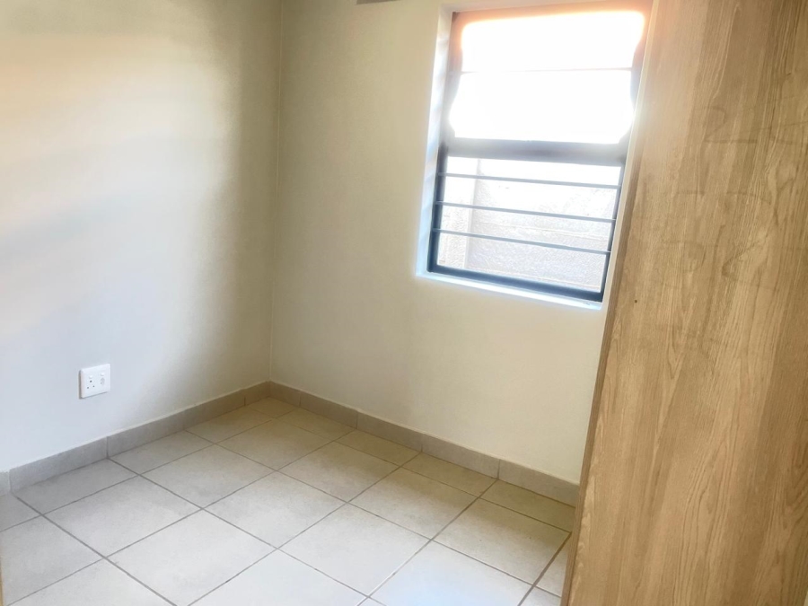 3 Bedroom Property for Sale in Protea Glen Gauteng