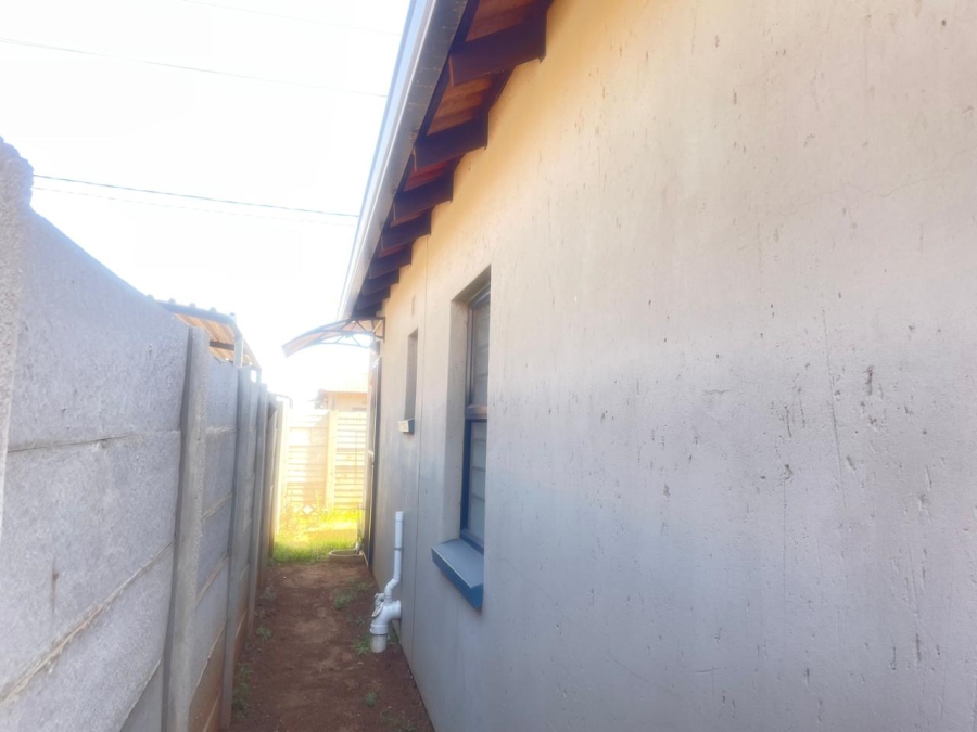 3 Bedroom Property for Sale in Protea Glen Gauteng
