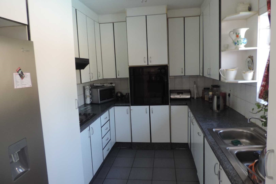 3 Bedroom Property for Sale in Brackendowns Gauteng
