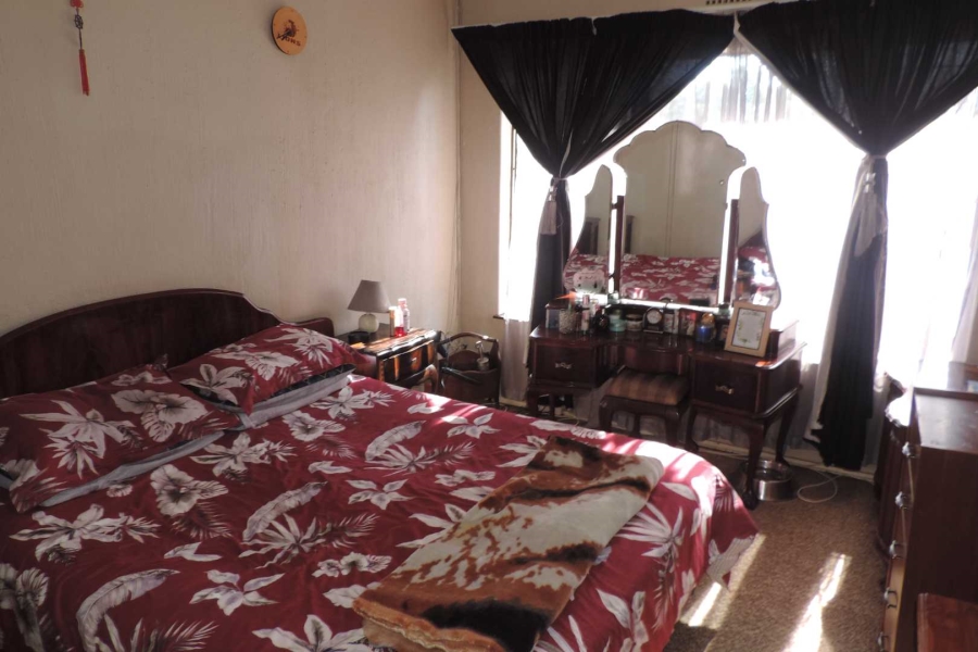 3 Bedroom Property for Sale in Brackendowns Gauteng
