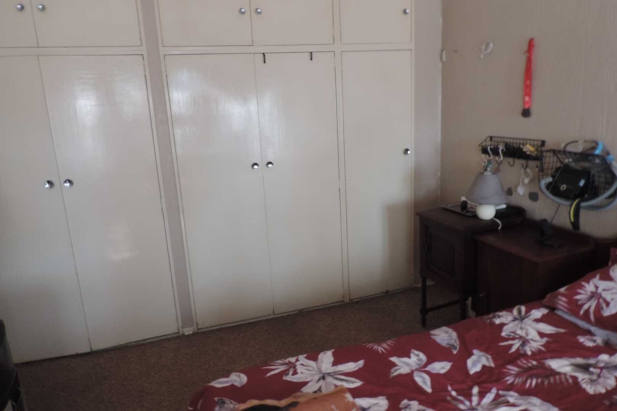 3 Bedroom Property for Sale in Brackendowns Gauteng