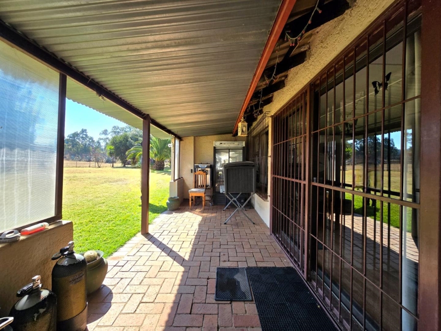 7 Bedroom Property for Sale in Homestead Apple Orchards Gauteng
