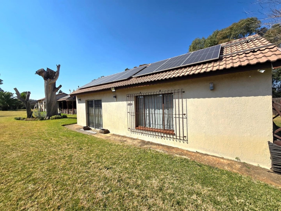 7 Bedroom Property for Sale in Homestead Apple Orchards Gauteng