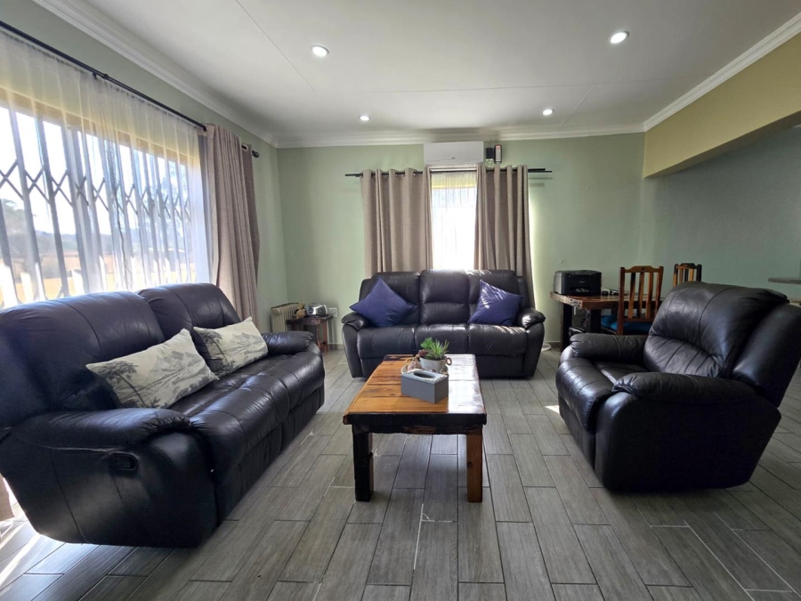7 Bedroom Property for Sale in Homestead Apple Orchards Gauteng