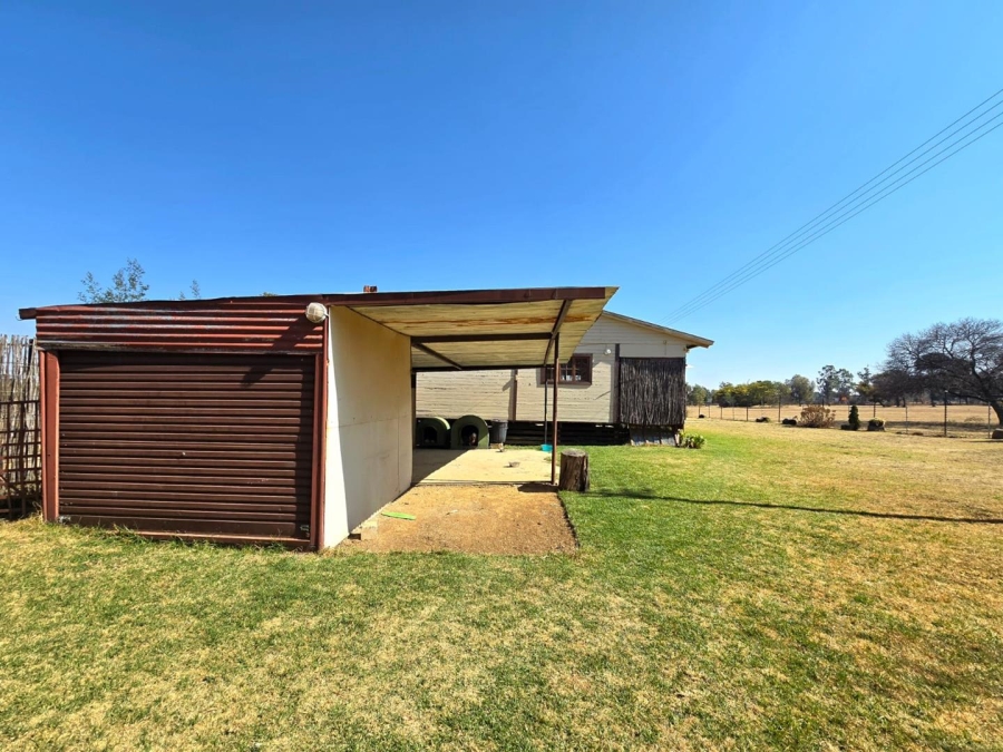 7 Bedroom Property for Sale in Homestead Apple Orchards Gauteng