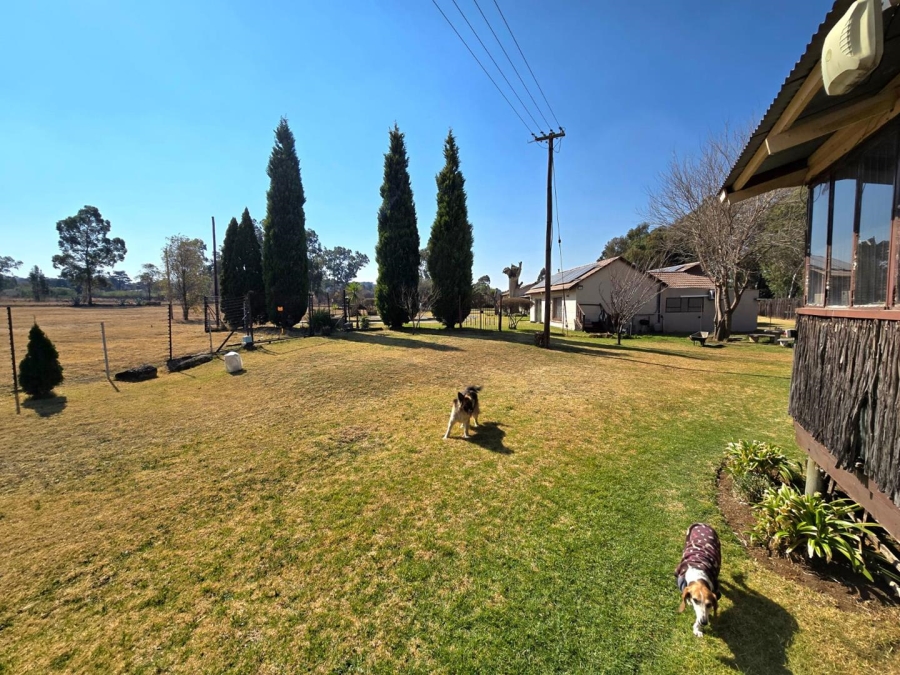 7 Bedroom Property for Sale in Homestead Apple Orchards Gauteng