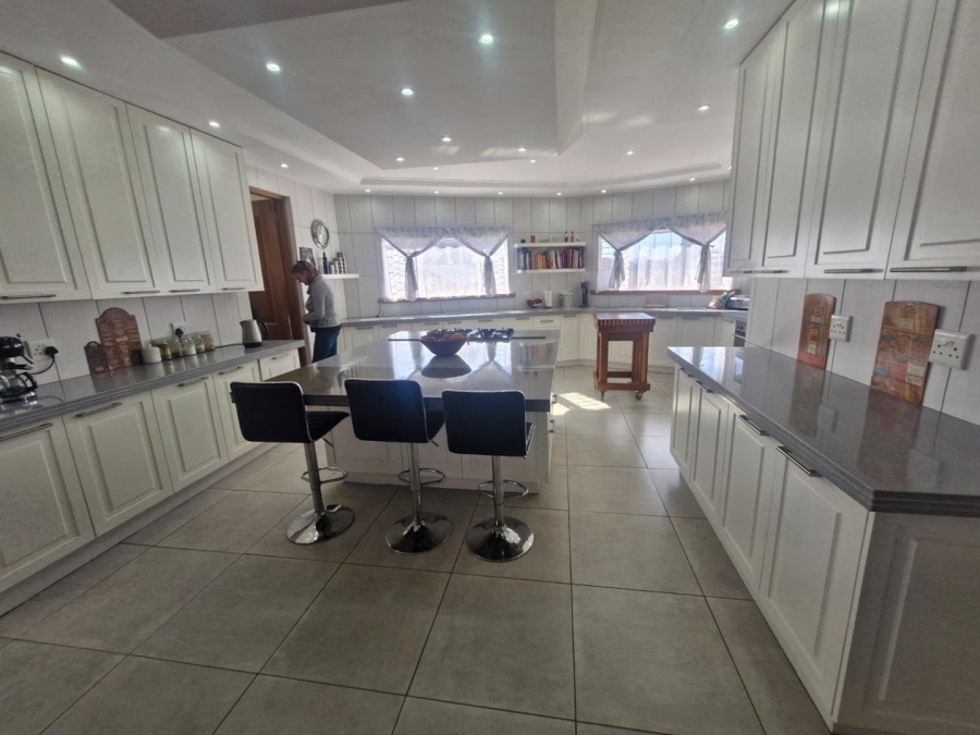 6 Bedroom Property for Sale in Henley on Klip Gauteng