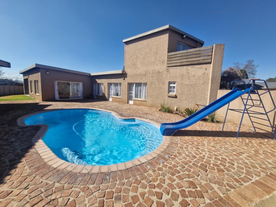6 Bedroom Property for Sale in Henley on Klip Gauteng