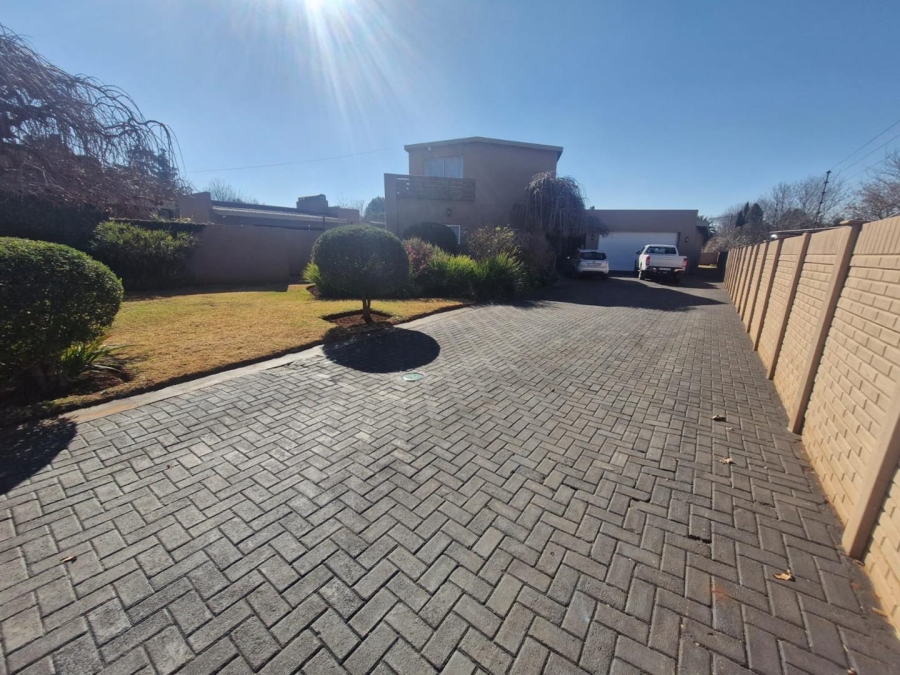 6 Bedroom Property for Sale in Henley on Klip Gauteng